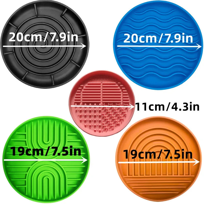 Slow Feed Pet Bowl - Anti-Slip, Anti-Choking Silicone Plate for Cats and Puppies