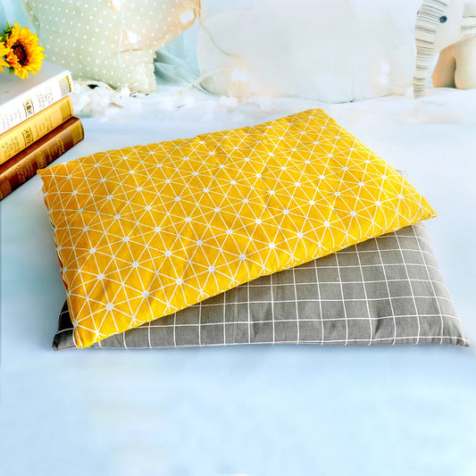 Plaid Winter Dog Bed with Soft Blanket Cushion