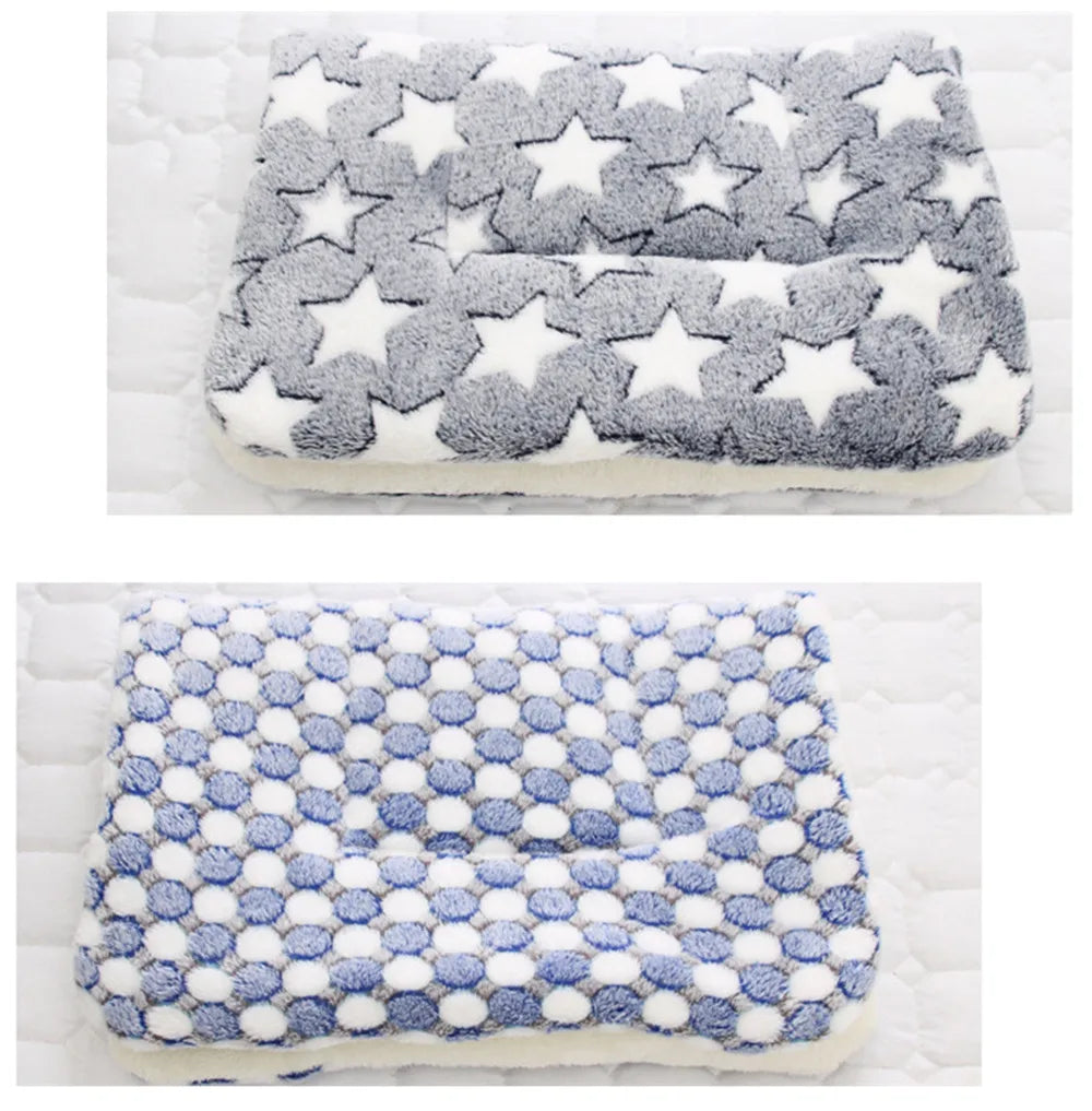 Winter Warmth Coral Fleece Blanket Bed Mat for Dogs and Cats