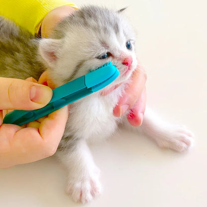 Soft Pet Eye Cleaning Brush - Tear Stain Remover for Cats and Dogs - Happy Tail Center (View 4)