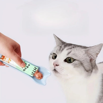 Cat Strip Squeeze Spoon - Wet Treat Feeder for Pets - Happy Tail Center